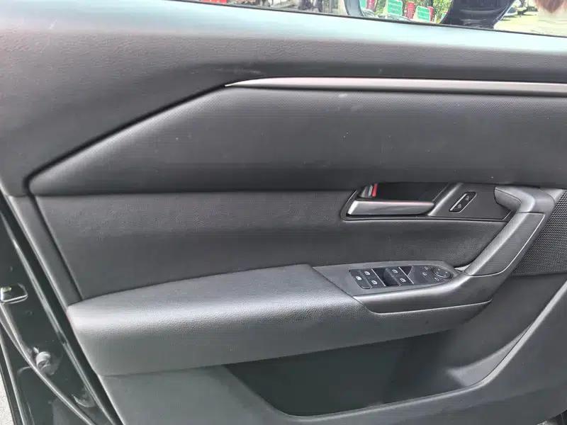 Mazda CX-50 2023 2.0L Automatic Driving Edition — миниатюра 10