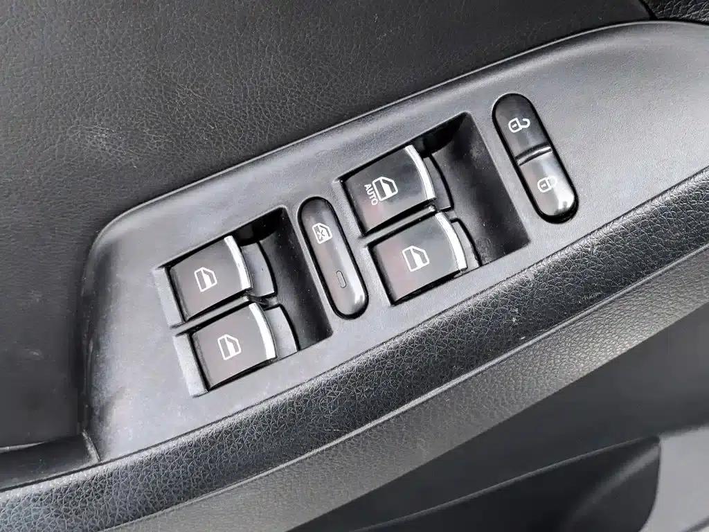 Fengguang 580 2016 Model 1.8L Manual Comfort — миниатюра 9
