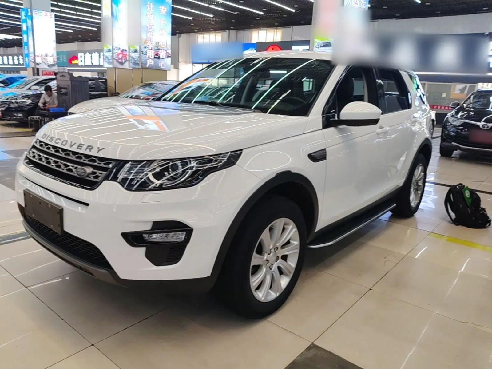 Land Rover Discovery Sport 2016 2.0T SE — миниатюра 1