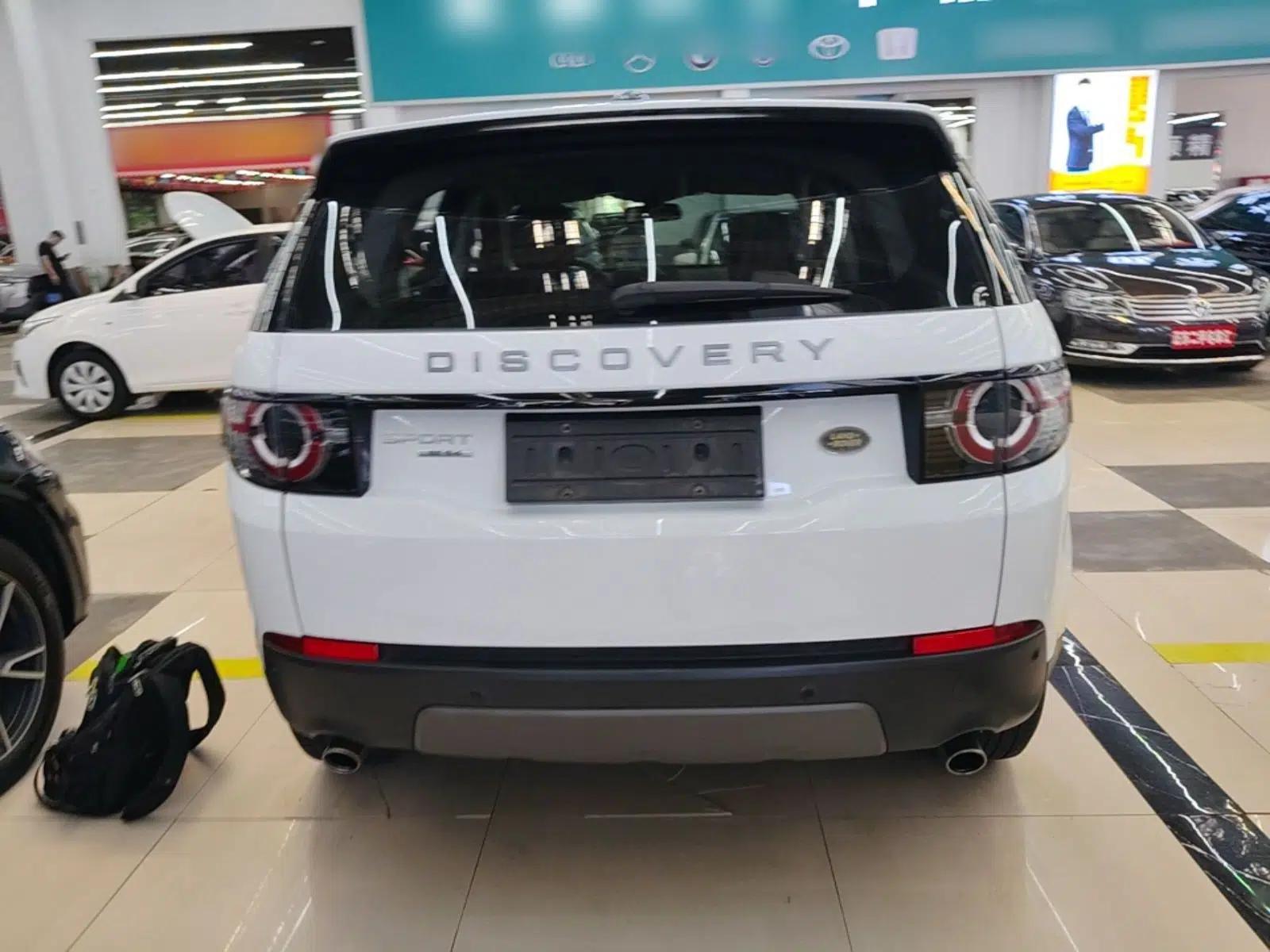 Land Rover Discovery Sport 2016 2.0T SE — миниатюра 5