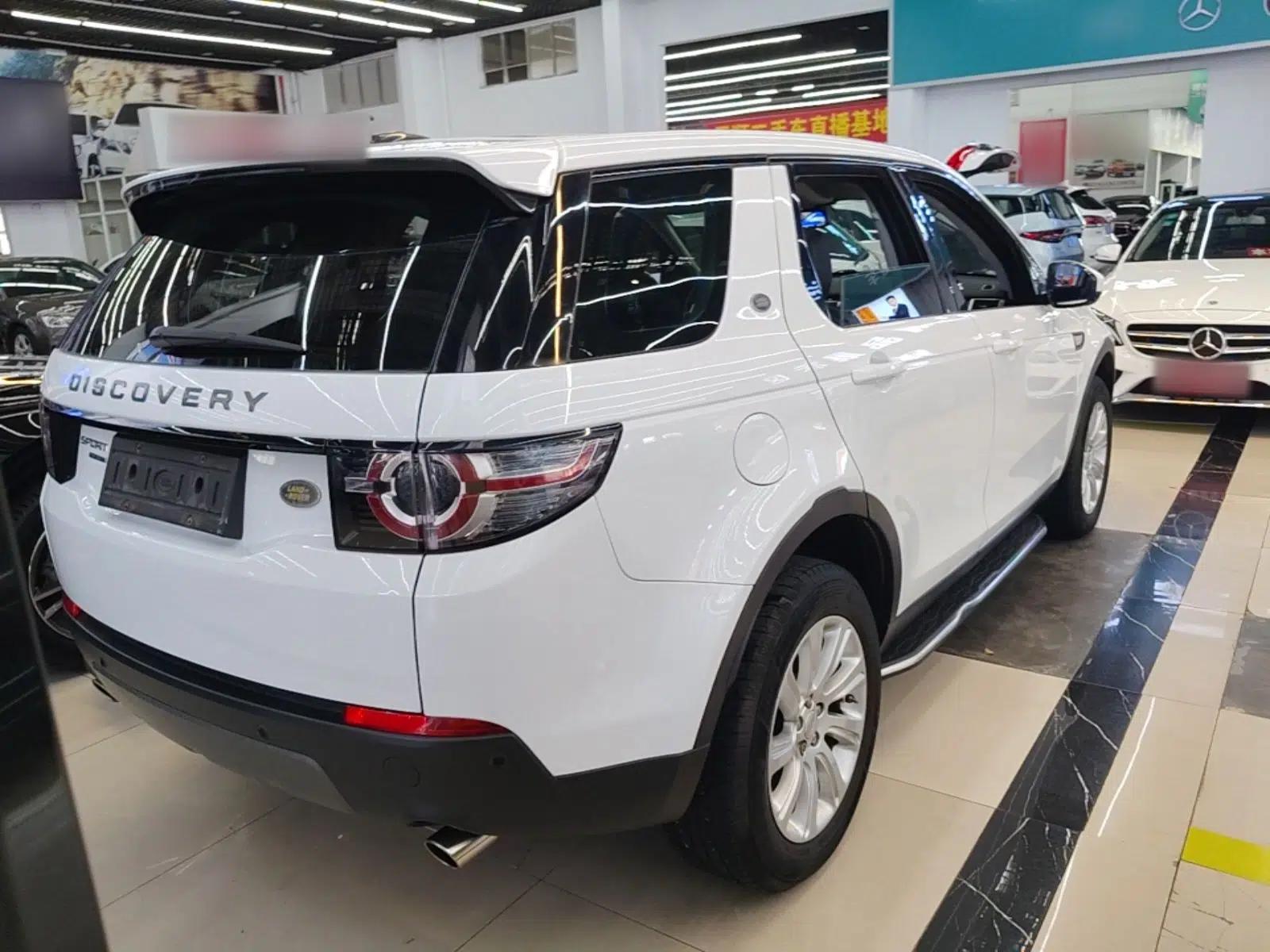 Land Rover Discovery Sport 2016 2.0T SE — миниатюра 6