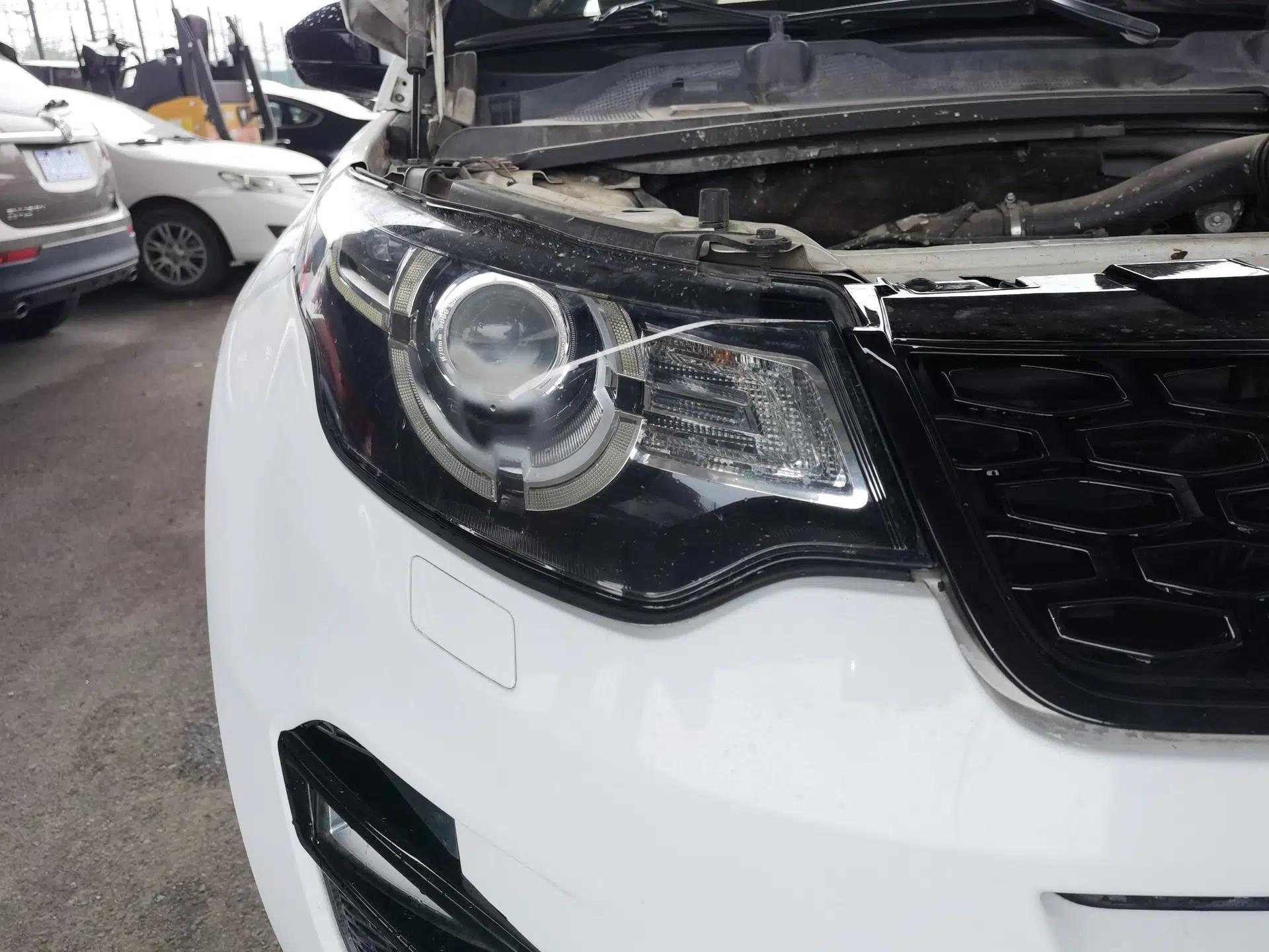 Land Rover Discovery Sport 2015 2.0T HSE LUXURY — миниатюра 7