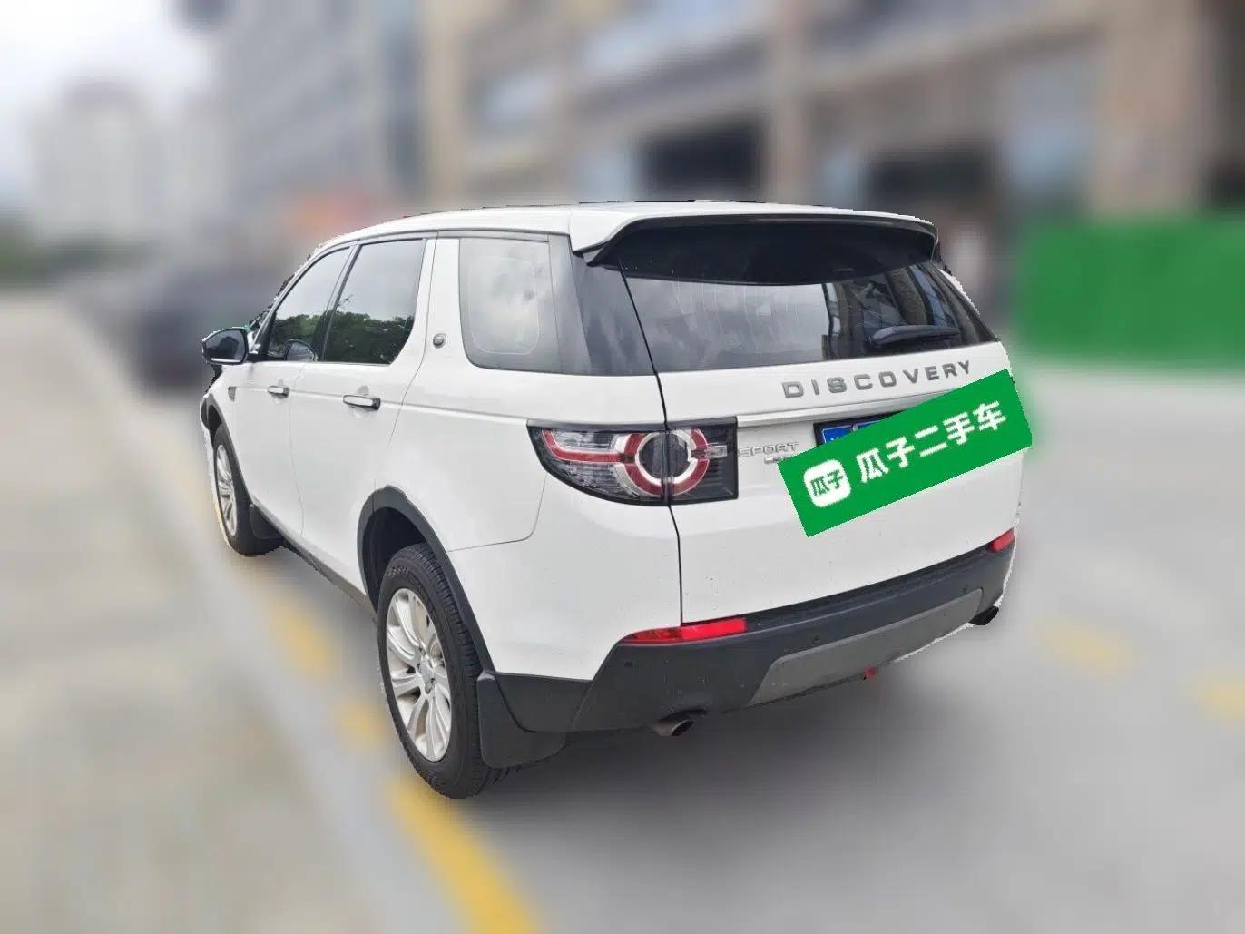 Land Rover Discovery Sport 2016 2.0T SE — миниатюра 4