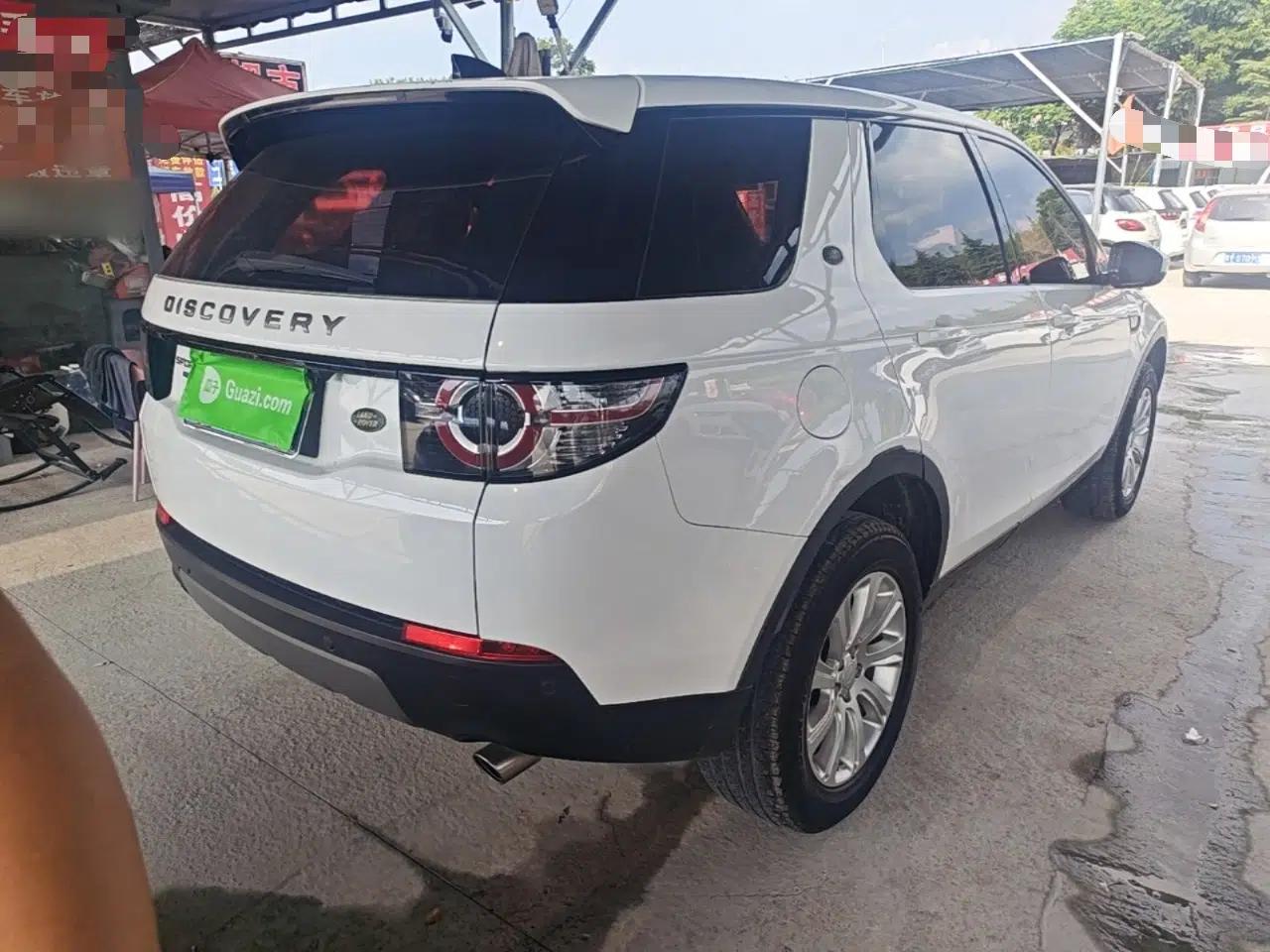 Land Rover Discovery Sport 2017 2.0T SE — миниатюра 6