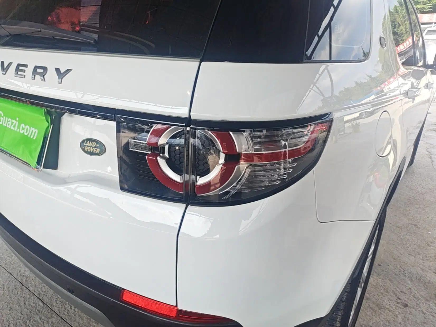 Land Rover Discovery Sport 2017 2.0T SE — миниатюра 9