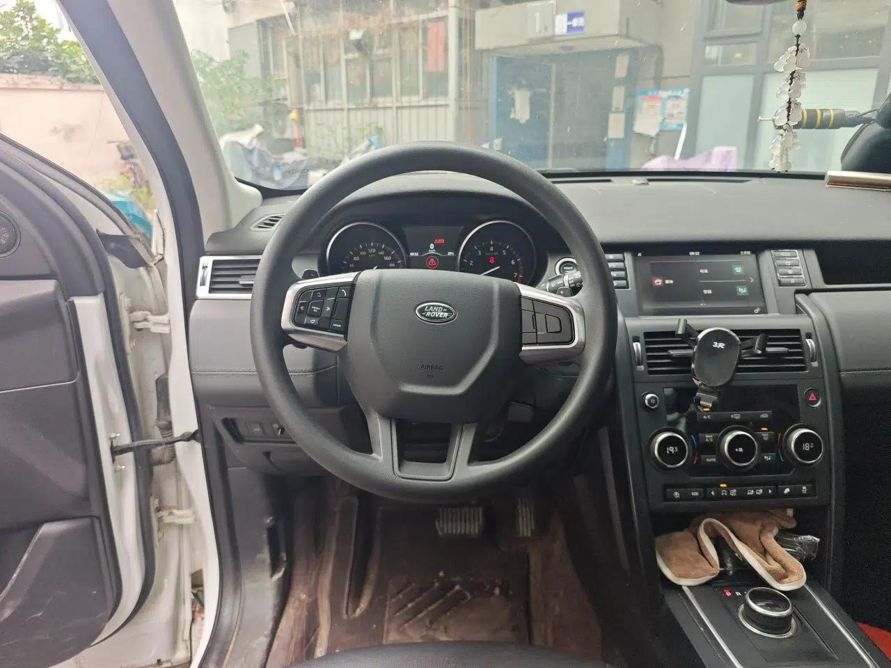Land Rover Discovery Sport 2018 200 PS PURE Edition — миниатюра 10