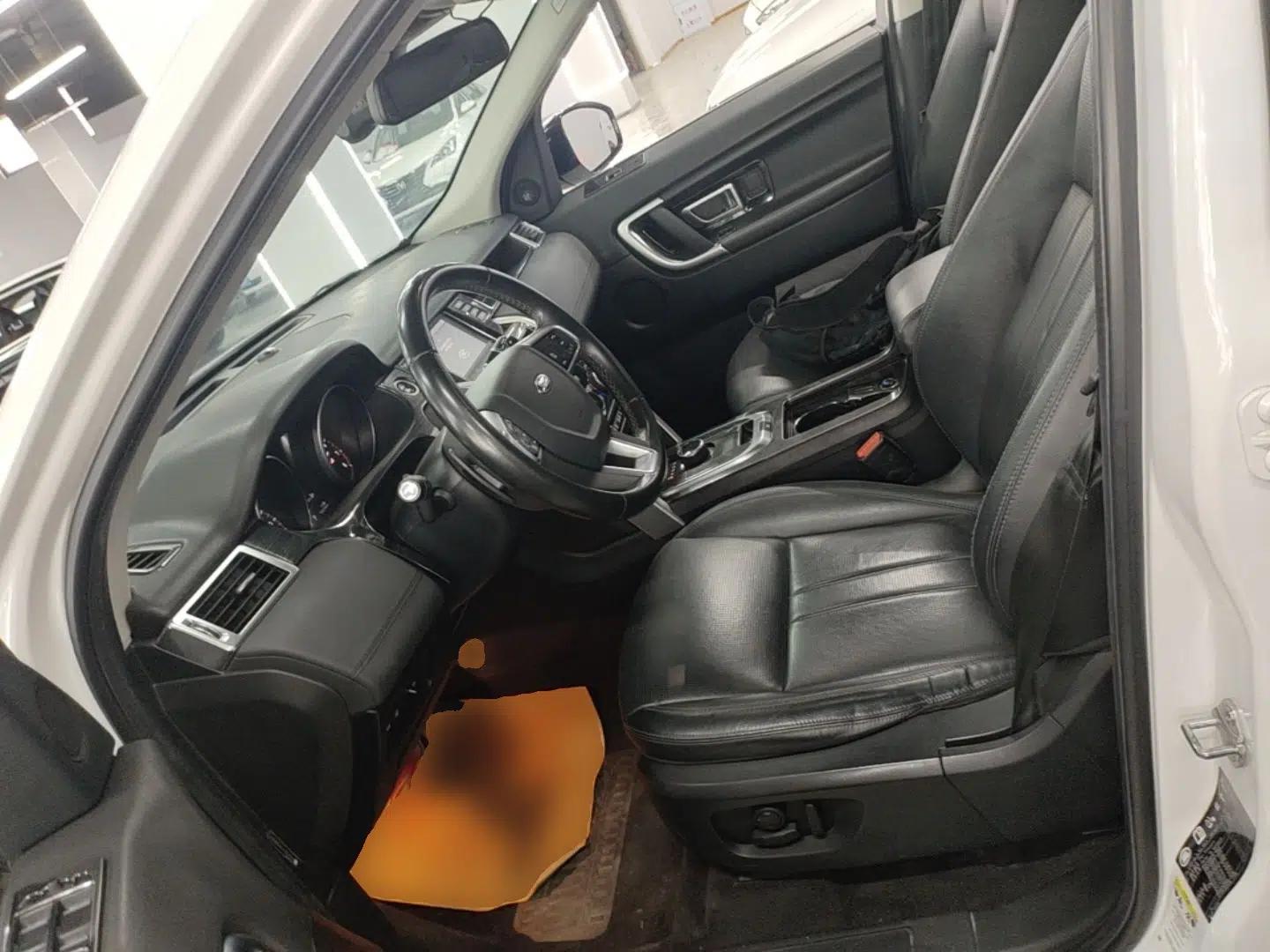 Land Rover Discovery Sport 2019 240 PS SE Version China VI Standard — миниатюра 17