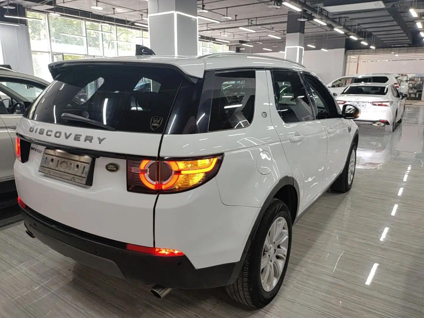Land Rover Discovery Sport 2019 240 PS SE Version China VI Standard — миниатюра 6
