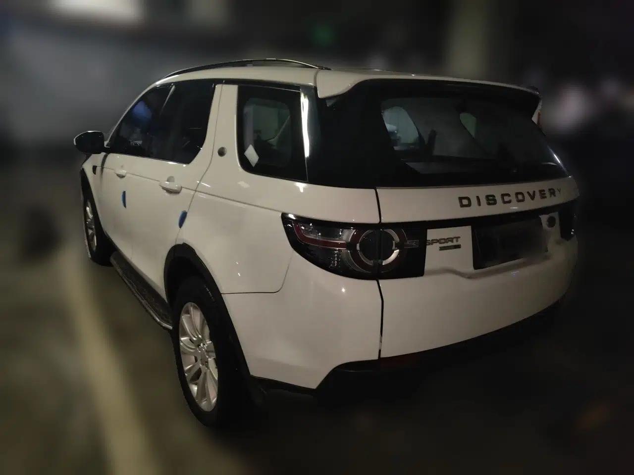 Land Rover Discovery Sport 2017 2.0T SE — миниатюра 4