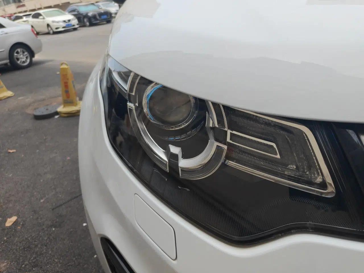 Land Rover Discovery Sport 2018 240 PS SE Version — миниатюра 7