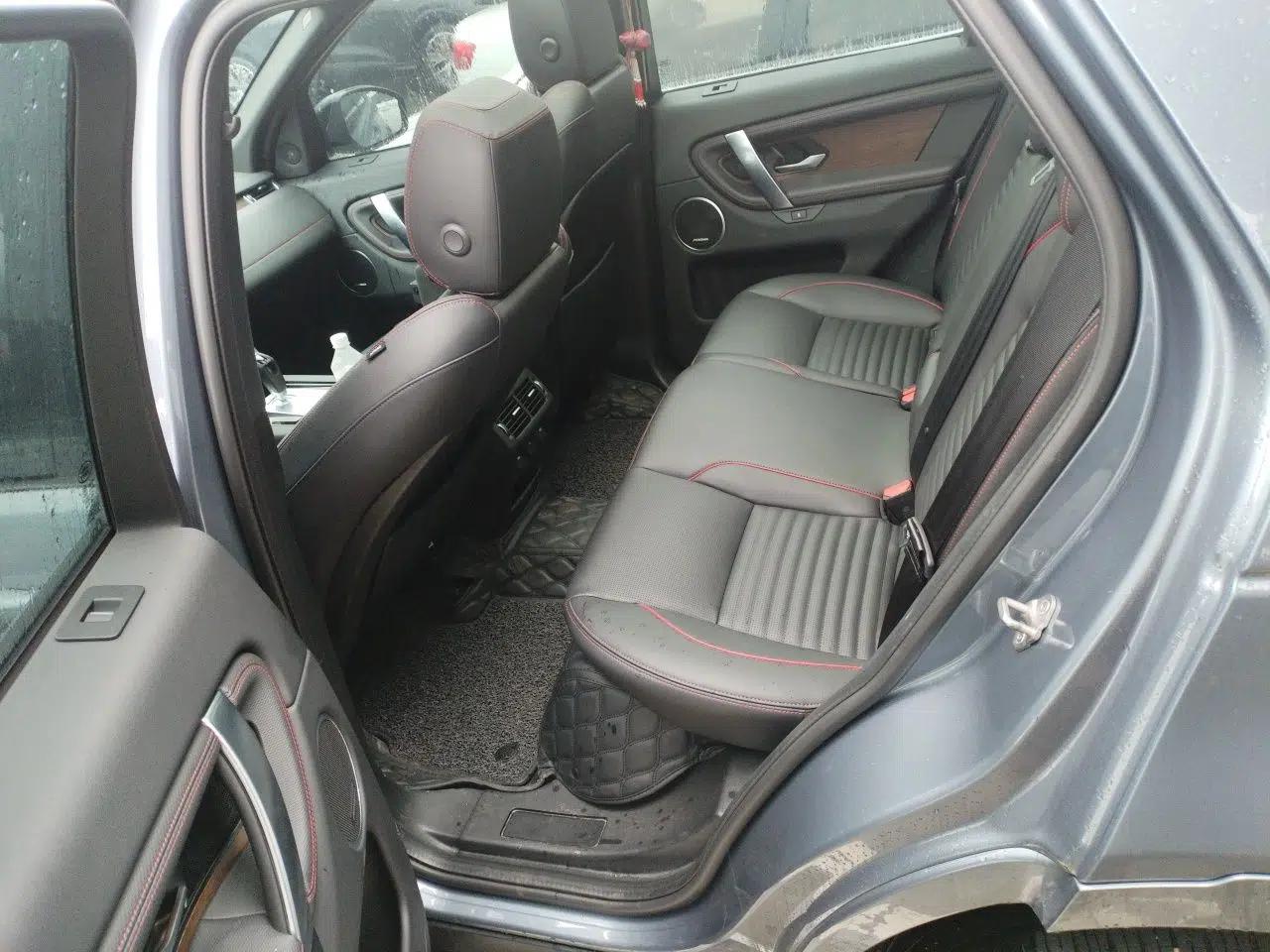Land Rover Discovery Sport 2023 249 PS R-Dynamic SE Performance Tech Edition — миниатюра 17