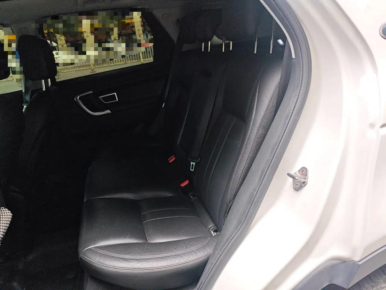 Land Rover Discovery Sport 2019 240 PS SE Version China VI Standard — миниатюра 17