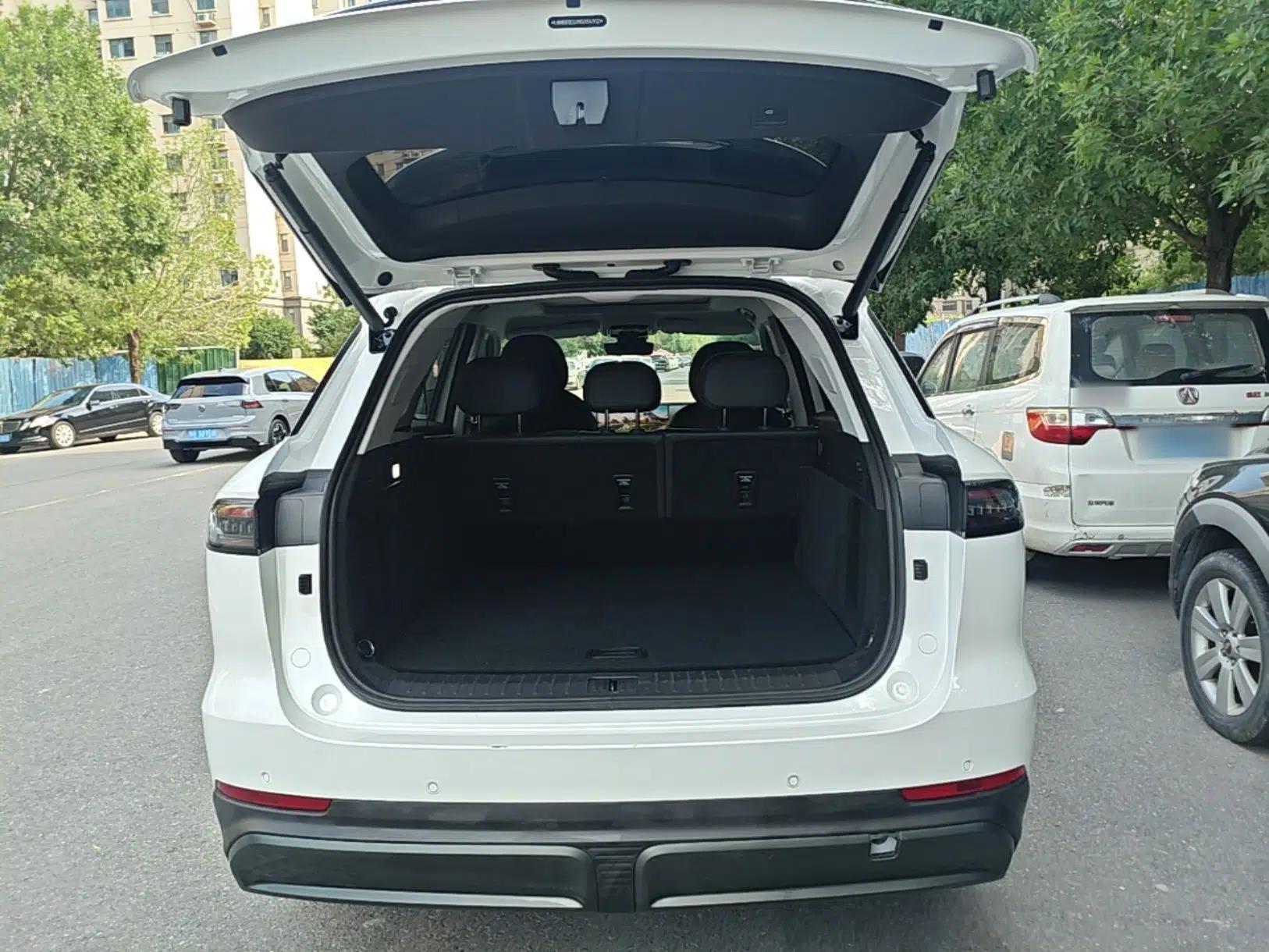 Chery Fengyun T9 2024 120 Long-Range Standard Version 5 Seats Lithium-NMC Battery — миниатюра 22