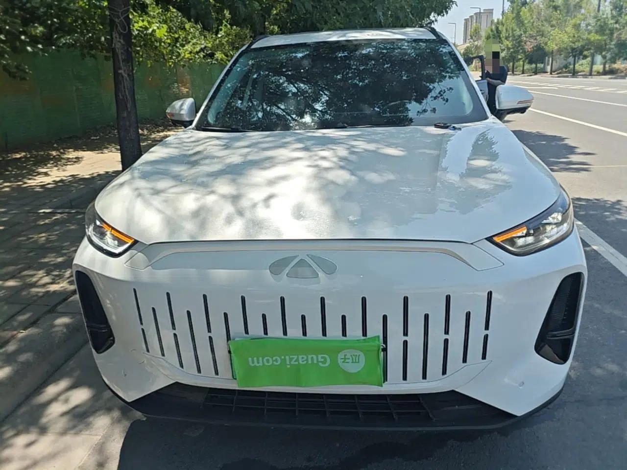 Chery Fengyun T9 2025 120 Long-Range Luxury Version 5 Seats Lithium Iron Phosphate — миниатюра 2