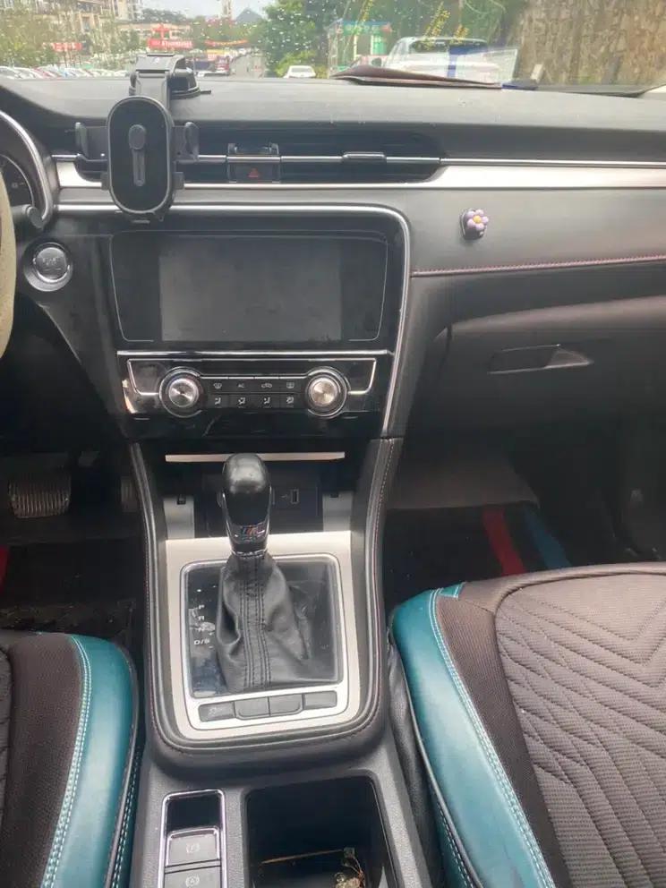 MG6 2017 20T Automatic Elite Smart Edition — миниатюра 11