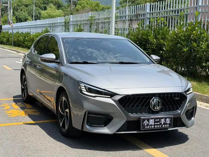 MG6 2020 1.5T Automatic Leading Luxury Edition — миниатюра 3