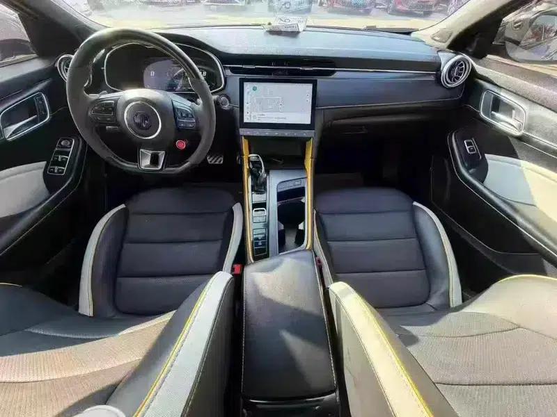 MG6 2021 Pro 1.5T Automatic Trophy Flagship Edition — миниатюра 7