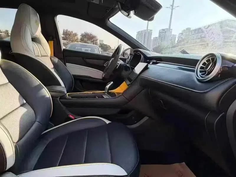 MG6 2021 Pro 1.5T Automatic Trophy Flagship Edition — миниатюра 10