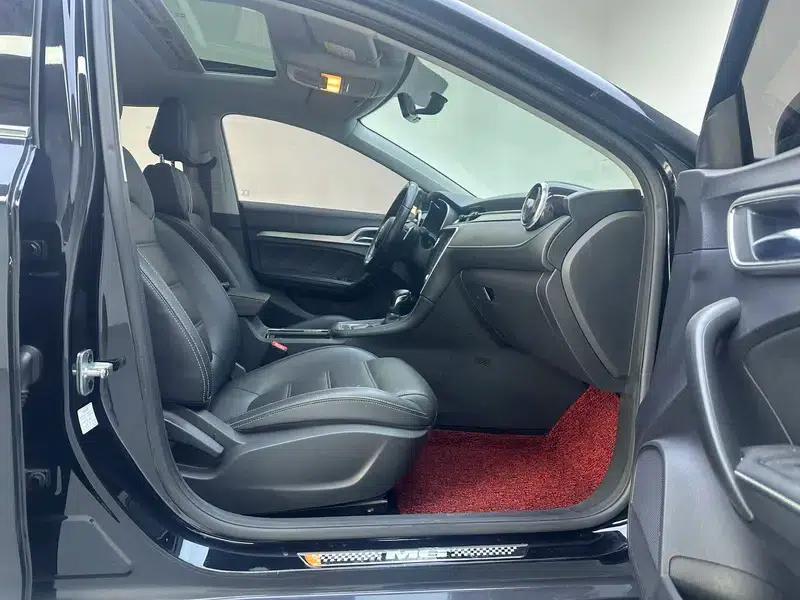 MG6 2017 20T Automatic Luxury Intelligent Edition — миниатюра 18