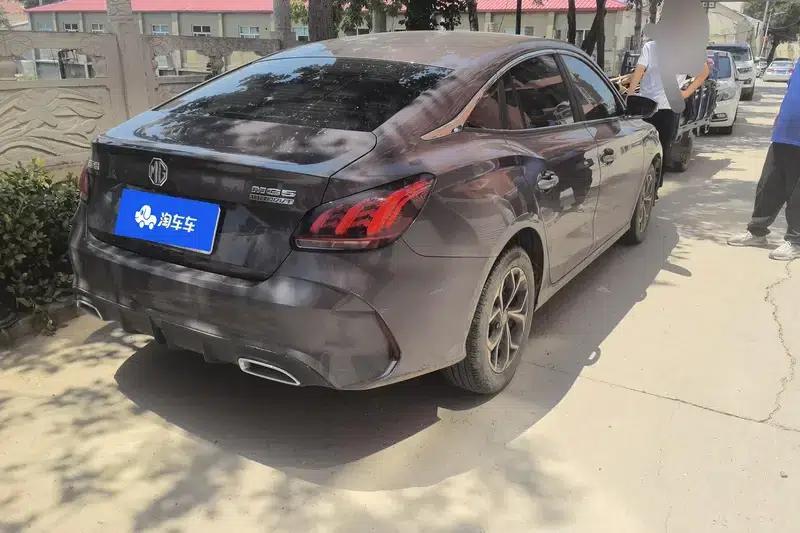 MG5 2021 180DVVT CVT Youth Luxury Edition — миниатюра 3