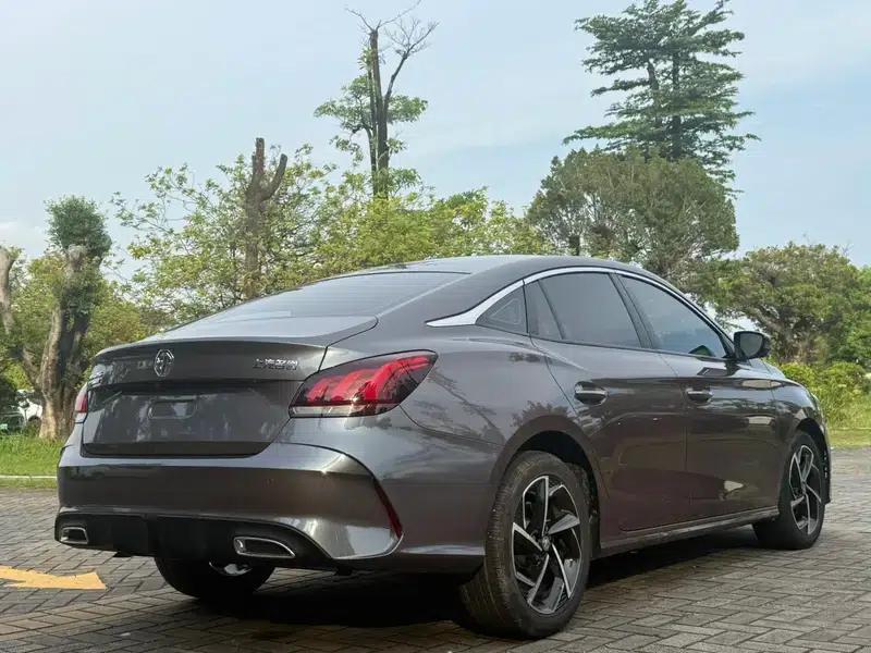 MG5 2022 300TGI DCT Trendy Luxury Edition — миниатюра 7