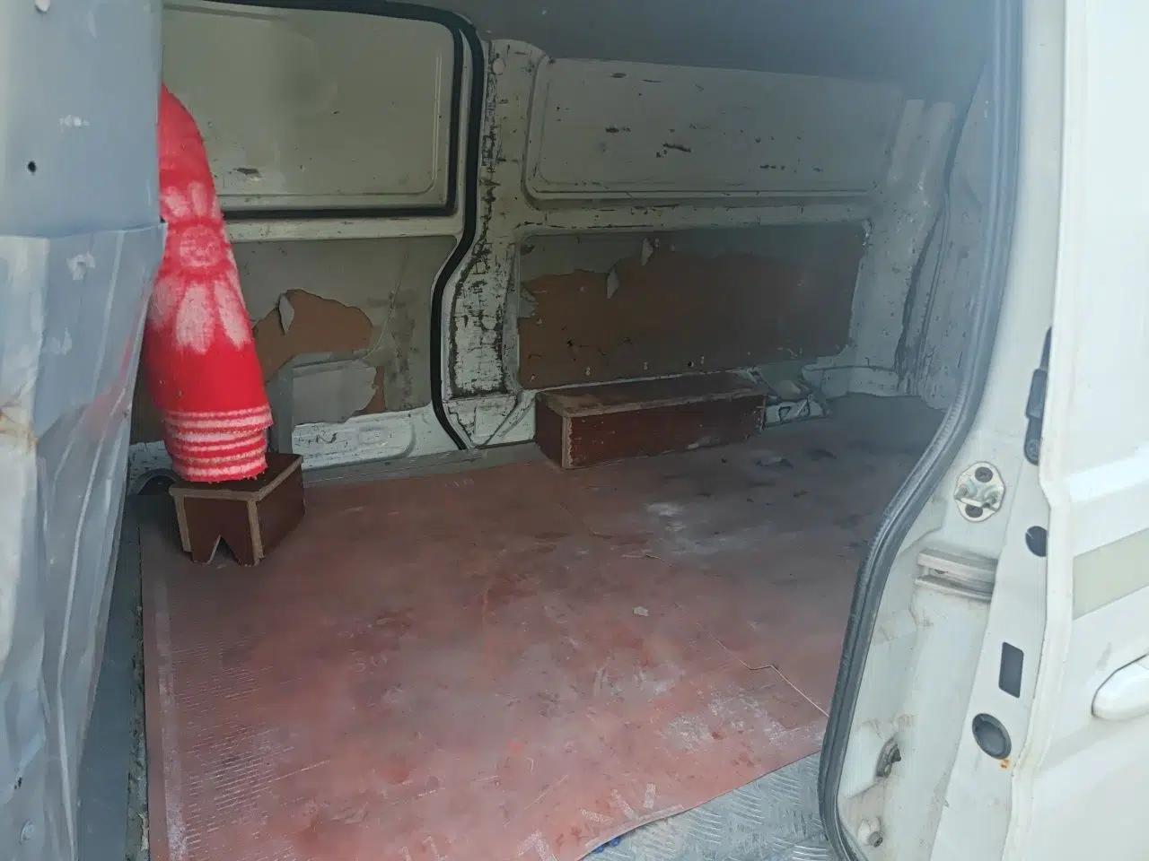 Farizon E5 2022 E5L Pure Electric Van with Guoxuan 39.9 kWh — миниатюра 17