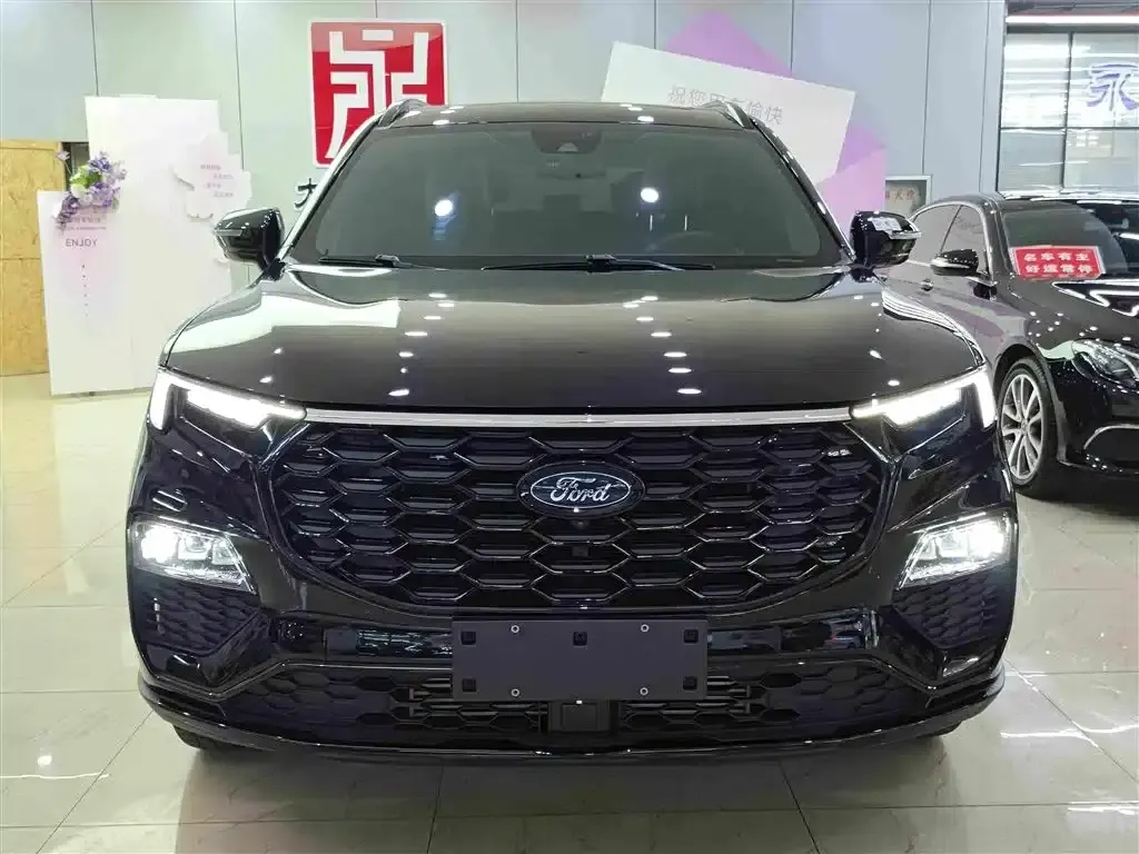 Lingyu 2023 EcoBoost 225 Obsidian Orange Edition, 7-seater (2/2/3 seats) — миниатюра 2