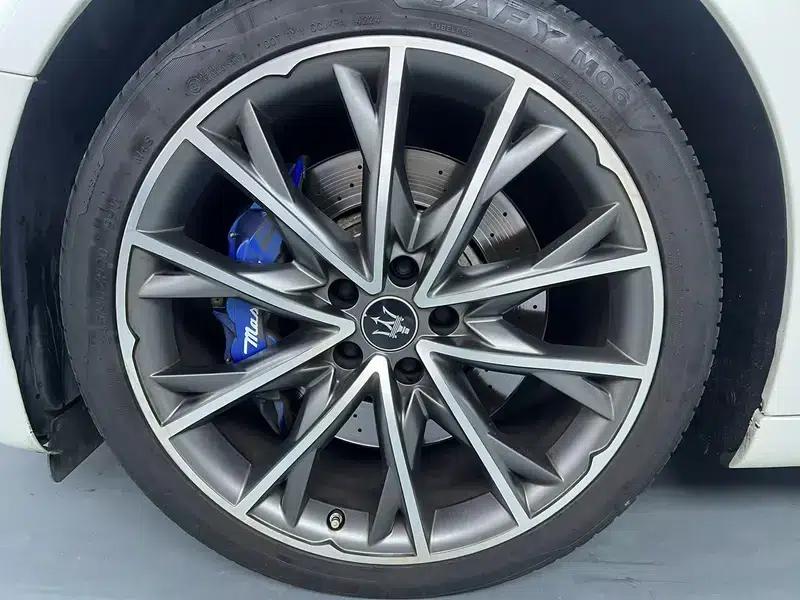 2021 Ghibli 2.0T Edge Edition — миниатюра 6