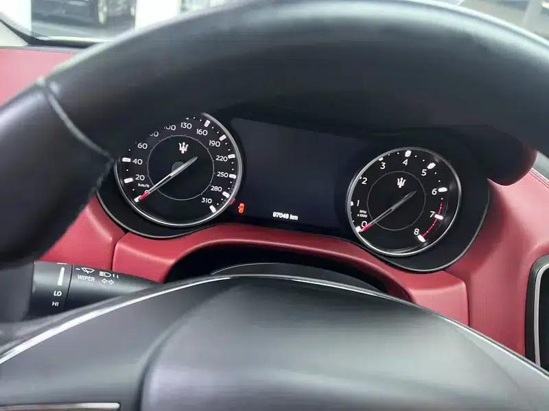 2021 Ghibli 2.0T Edge Edition — миниатюра 9