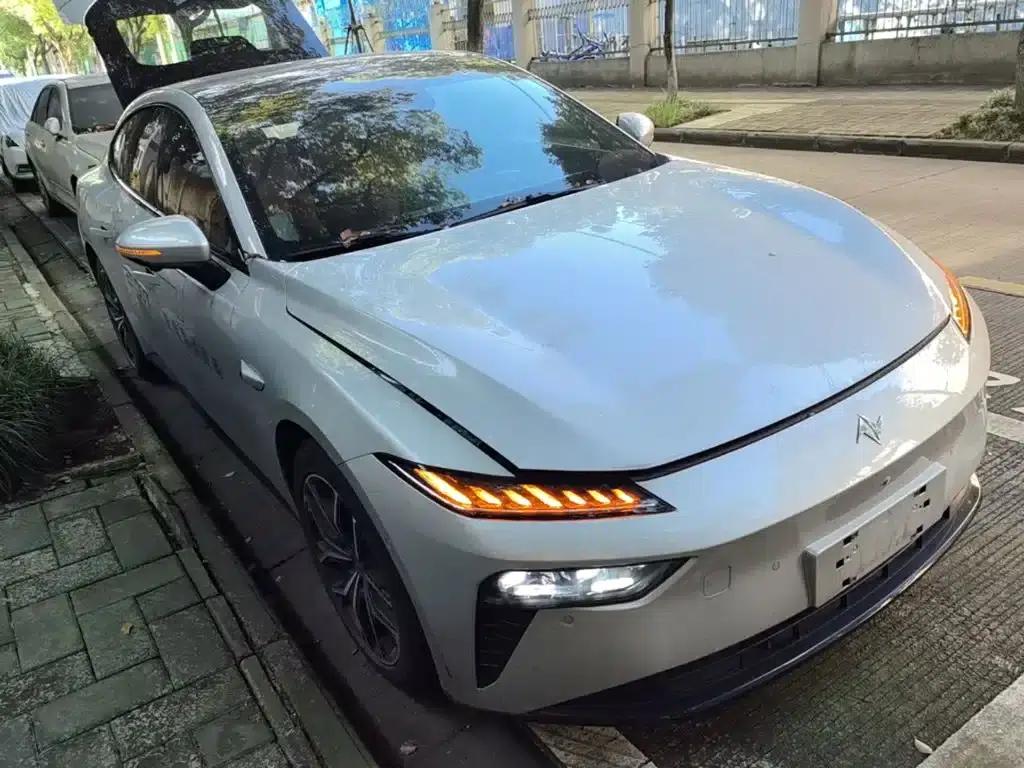 eπ007 2025 Pure Electric 565 AWD Max Navigator Edition — миниатюра 4
