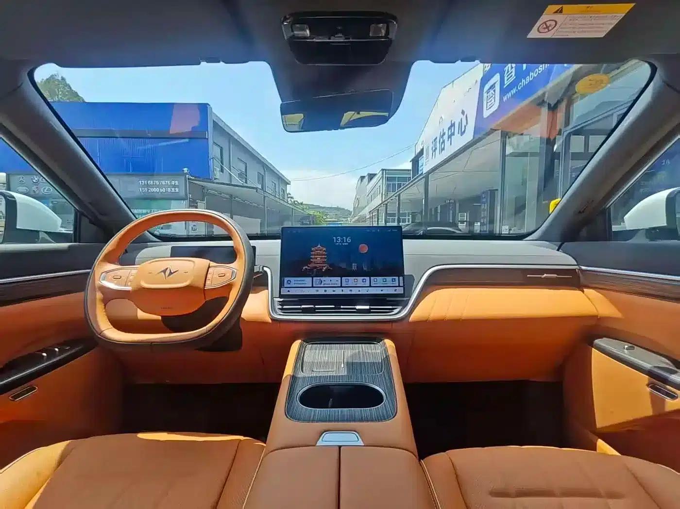 eπ008 2025 Model 210Ultra Extended Range Version 5-Seater — миниатюра 12