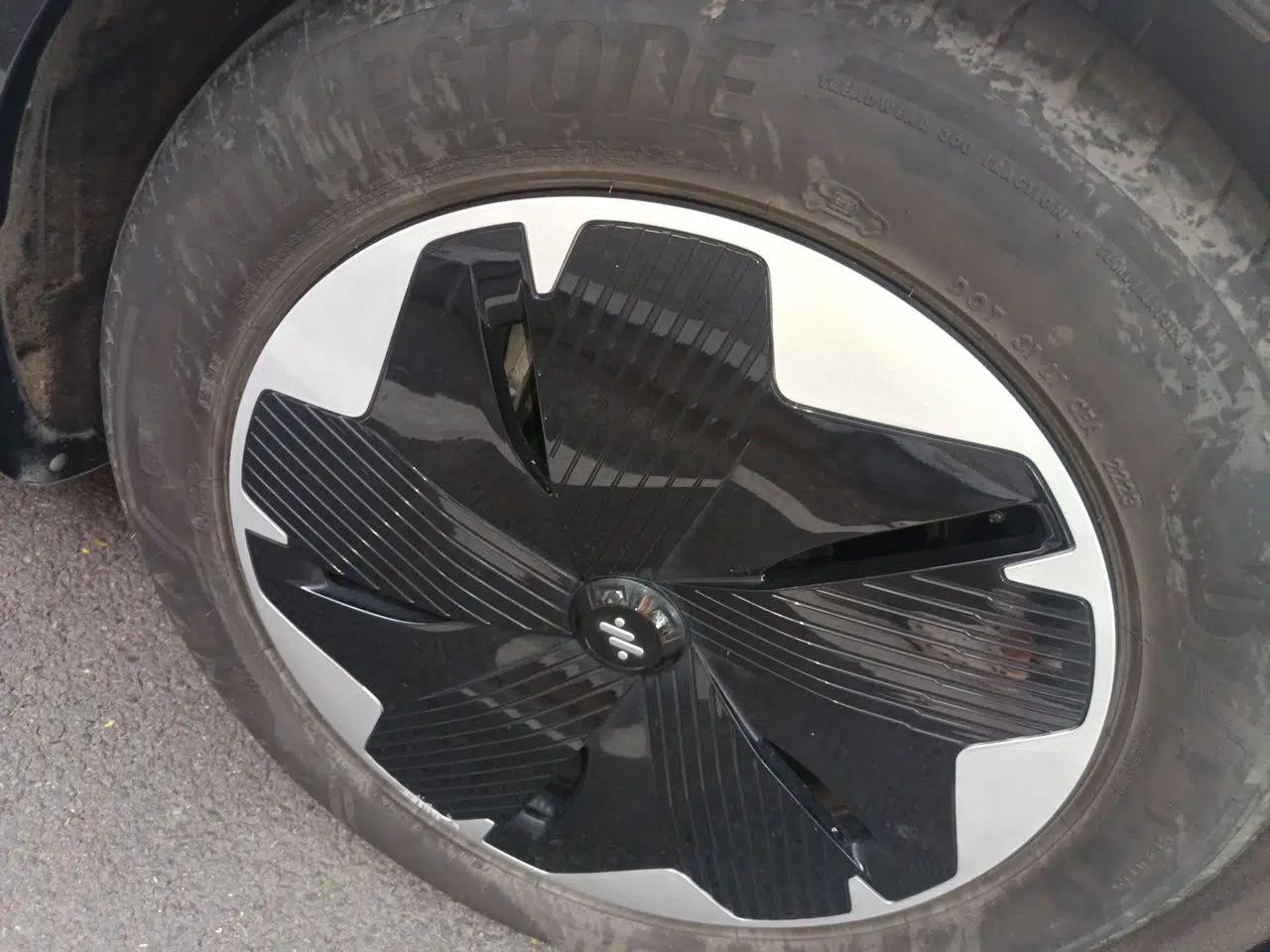 IM LS7 2023 90 kWh Elite Rear-Drive Version — миниатюра 8