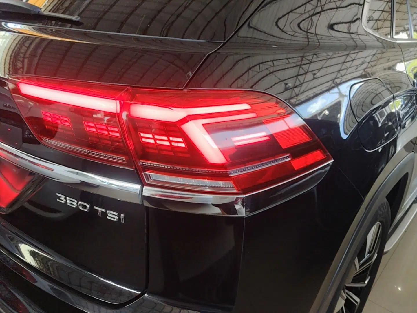 Volkswagen Teramont X 2020 Revised Version 380TSI Four-Wheel Drive Prestige Luxury Edition — миниатюра 9