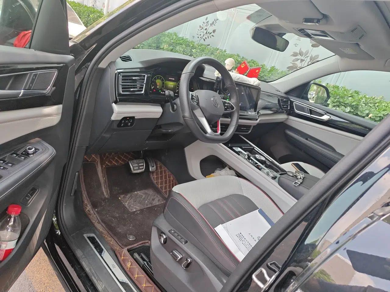 Volkswagen Teramont X 2024 380TSI Four-Wheel Drive Prestige Luxury Edition — миниатюра 16