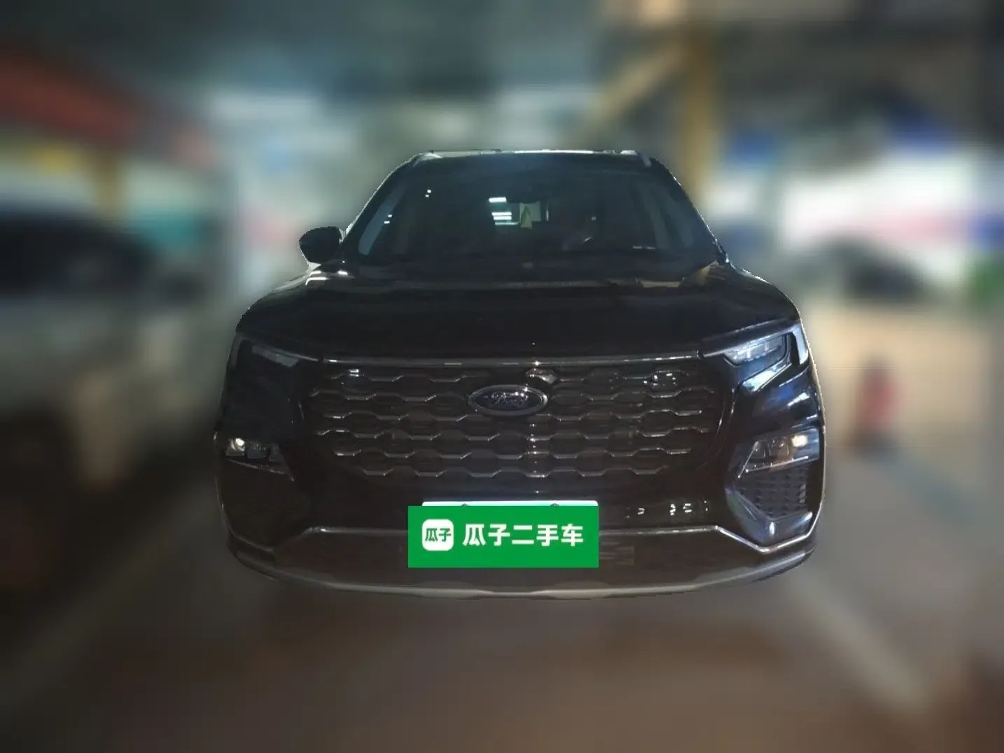 Ford Equator 2023 EcoBoost 225 Platinum Edition 7-Seater (2/3/2) — миниатюра 2