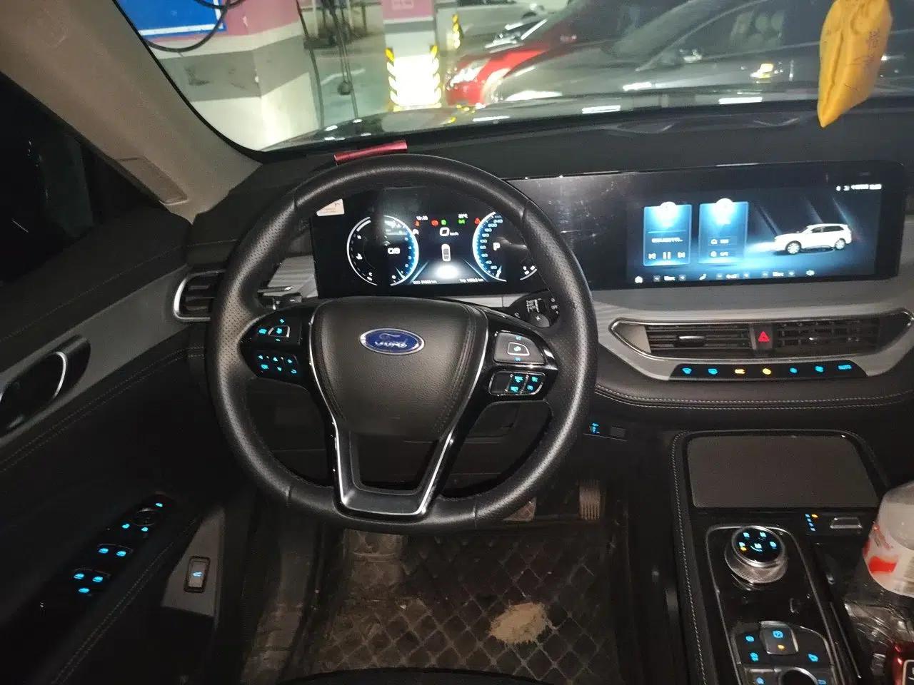Ford Equator 2023 EcoBoost 225 Platinum Edition 7-Seater (2/3/2) — миниатюра 10