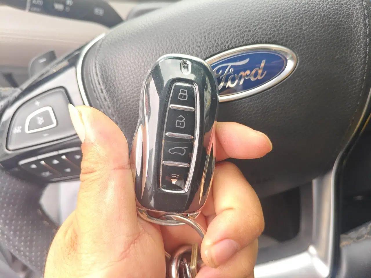 Ford Equator 2023 EcoBoost 225 Premier 7-Seater (2/2/3) — миниатюра 17