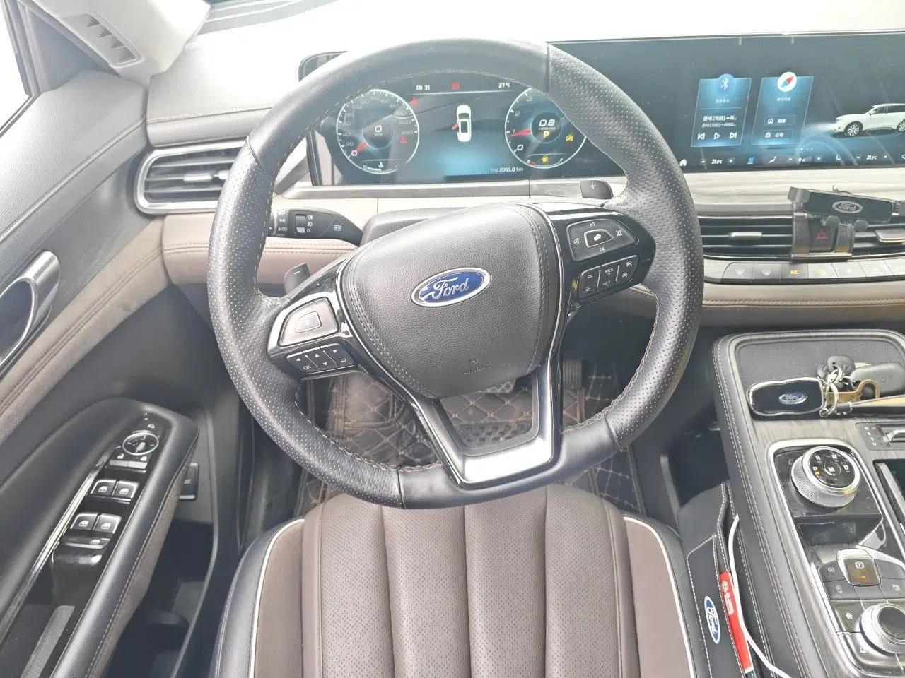 Ford Equator 2023 EcoBoost 225 Premier 7-Seater (2/2/3) — миниатюра 9