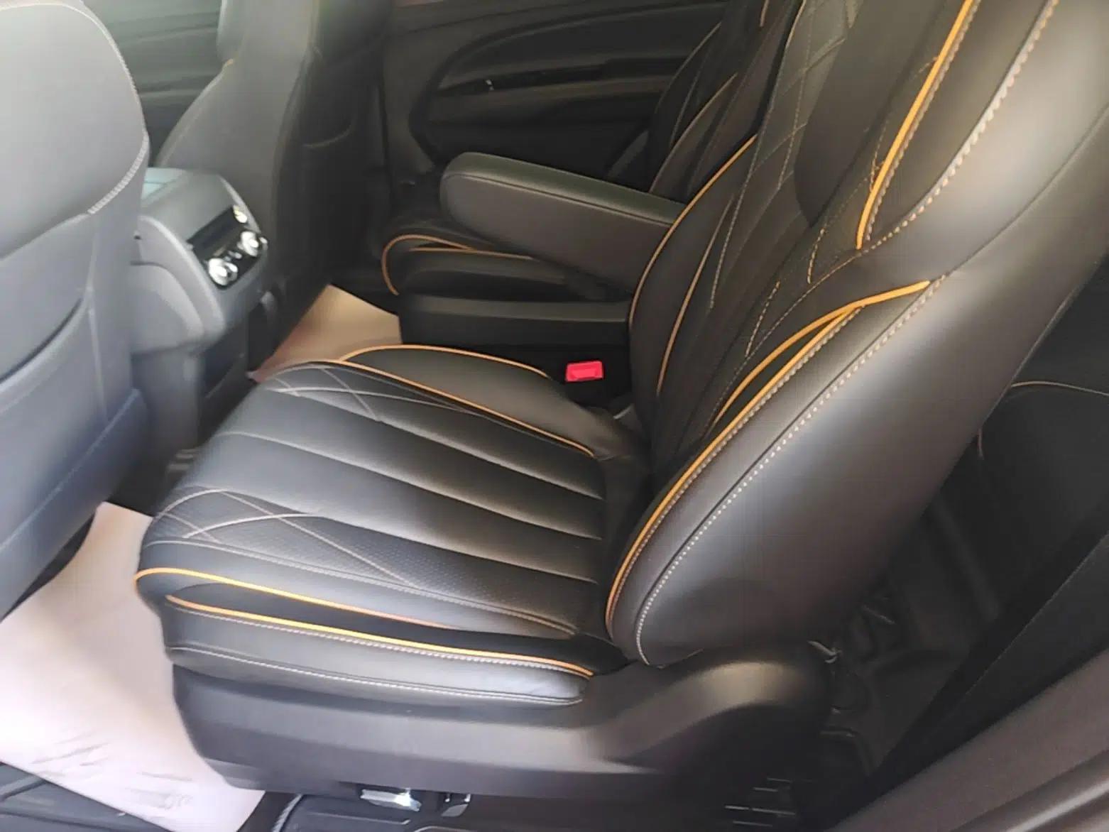 Ford Equator 2021 EcoBoost 225 Premier 6-Seater — миниатюра 20