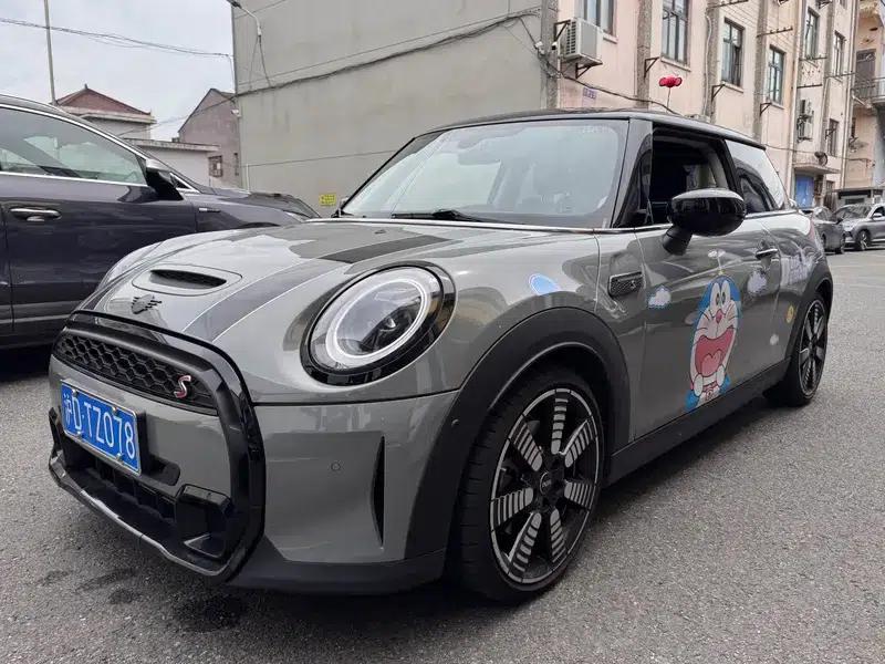 MINI 2022 2.0T COOPER S Artist — миниатюра 1