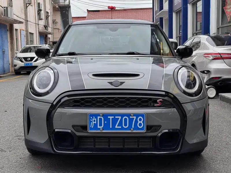 MINI 2022 2.0T COOPER S Artist — миниатюра 2