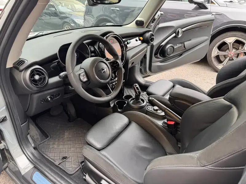 MINI 2022 2.0T COOPER S Artist — миниатюра 8