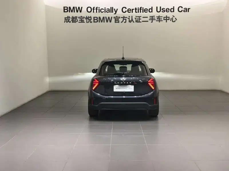 MINI 2025 2.0T COOPER S 5-Door Artist Edition — миниатюра 3