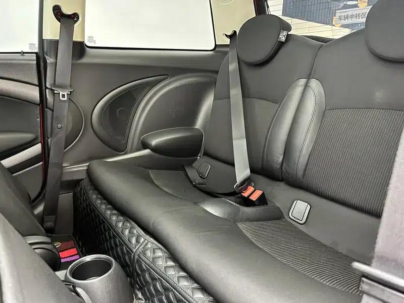 MINI 2013 1.6L ONE Limited Edition - First Model — миниатюра 18