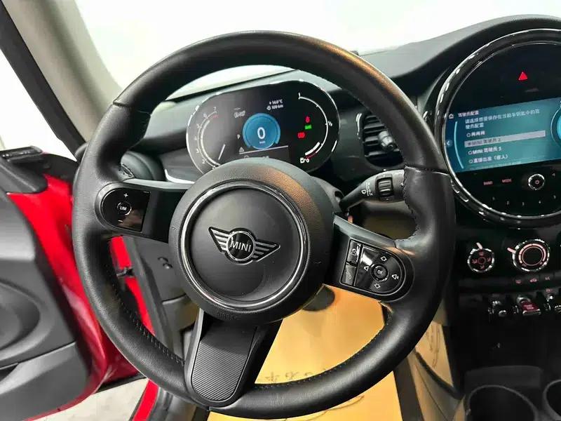 MINI 2022 Facelift 1.5T ONE — миниатюра 10