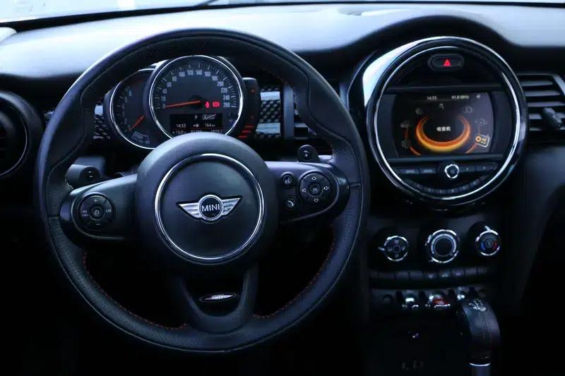 2016 MINI 2.0T COOPER S 5-door version — миниатюра 33