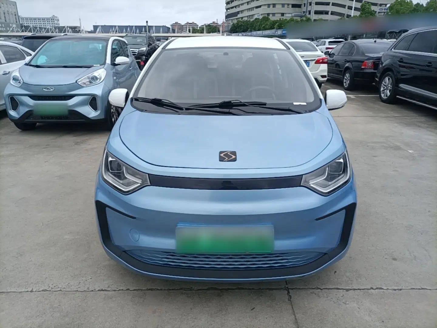 SOL E10X 2021 302 km Range Luxury Version 31.4 kWh — миниатюра 2