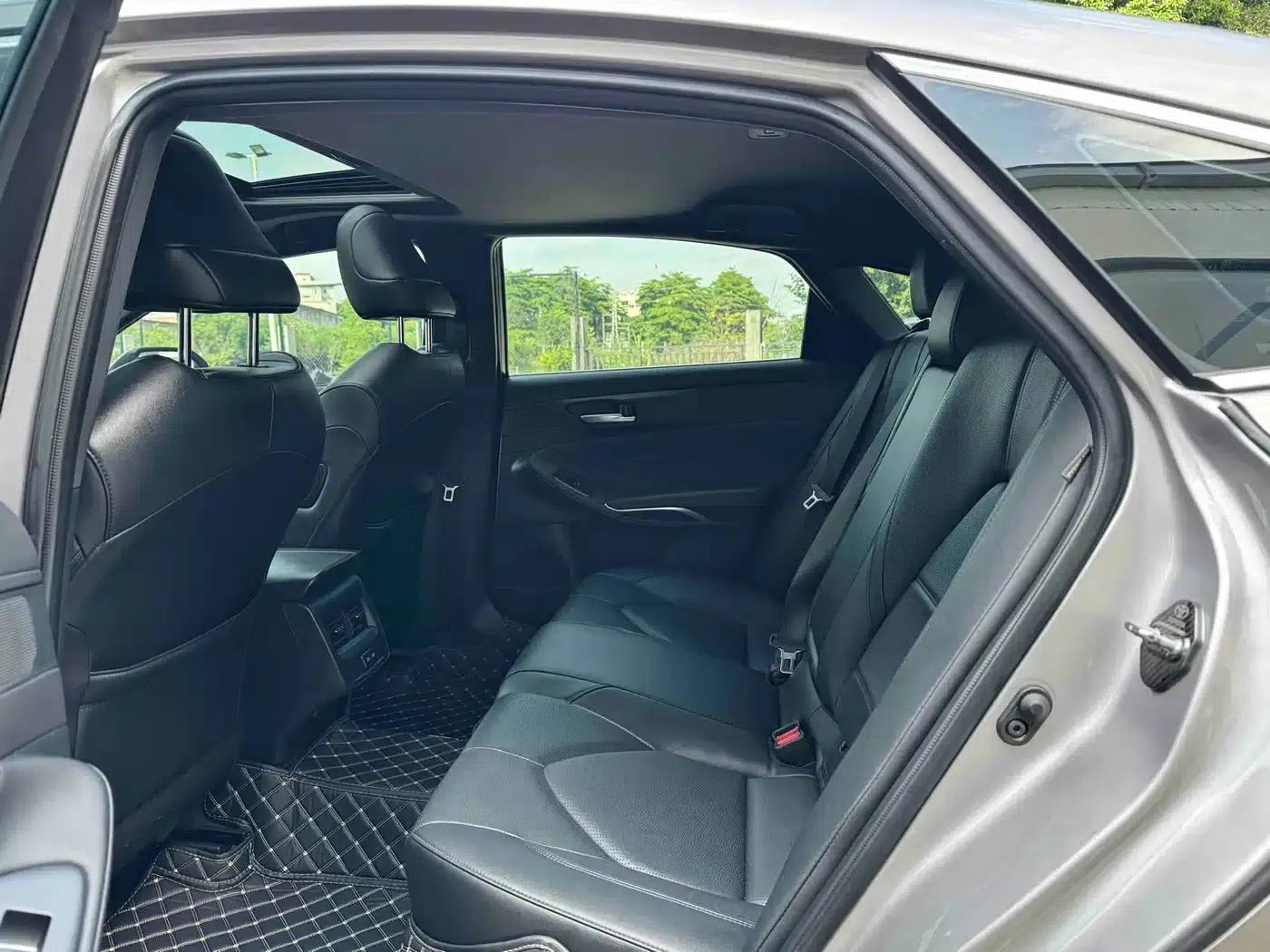 2022 Toyota Avalon 2.0L Luxury Edition — миниатюра 6