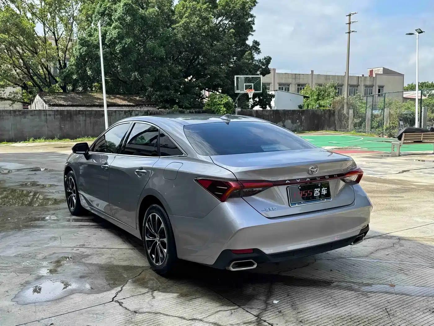 2022 Toyota Avalon 2.0L Luxury Edition — миниатюра 7