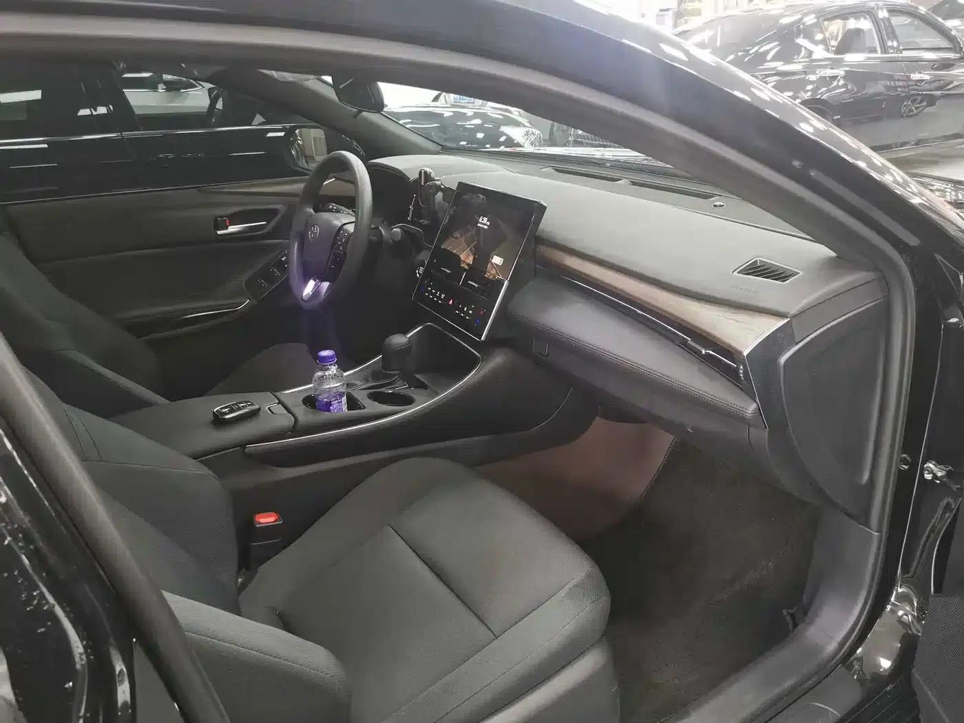 2024 Toyota Avalon 2.0L Entry-level Edition — миниатюра 7